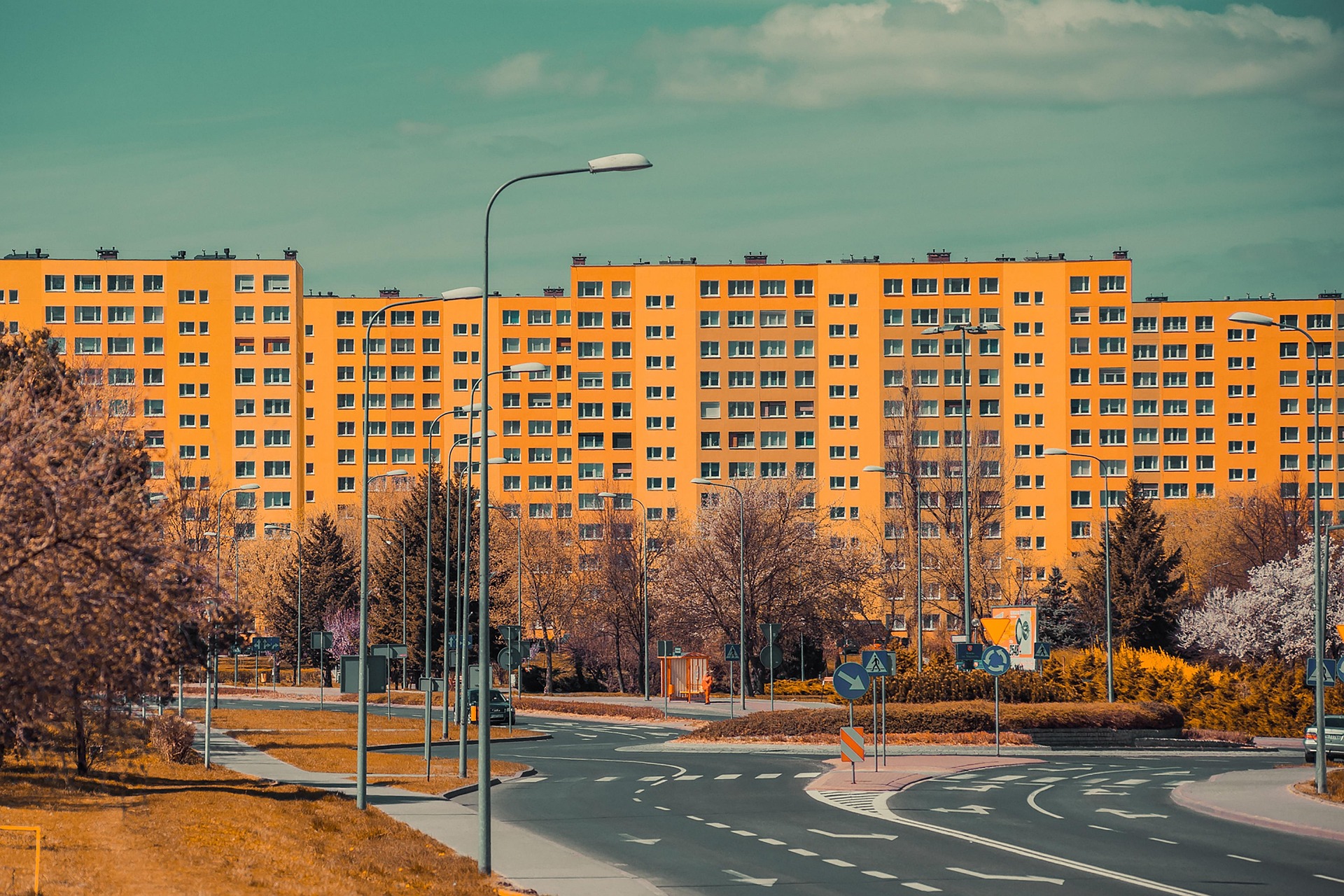 Śmierć i życie polskich miast cz.2 – czyli od modernizmu do chaosu
